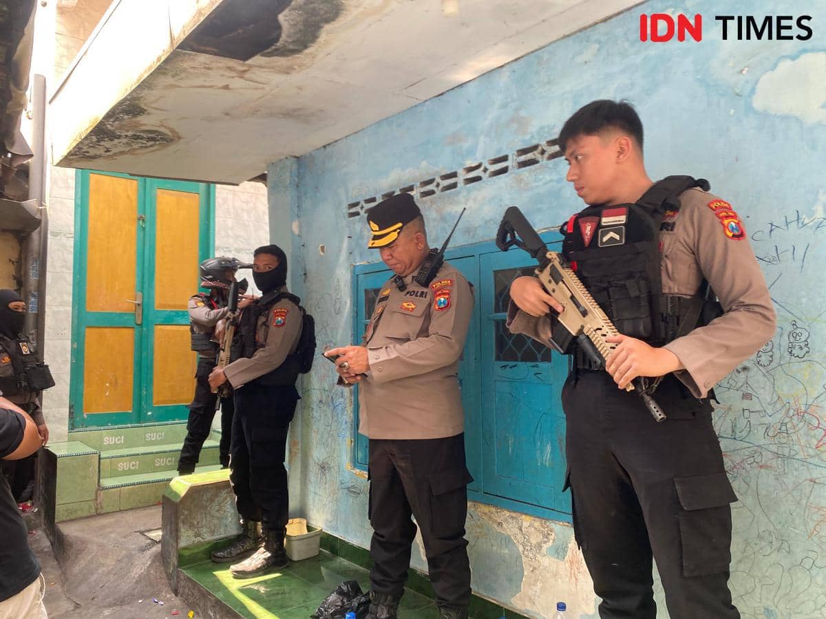 Polisi Berencana Bangun Pos Permanen di Kampung Narkoba Surabaya