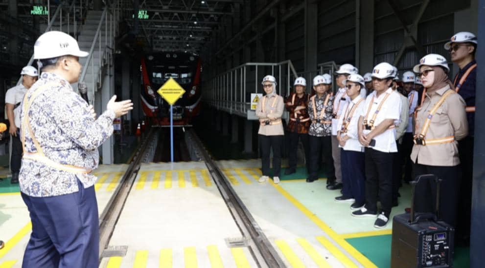 Pengguna Kian Bertambah, DPR Minta Keselamatan LRT Jabodebek Diperkuat