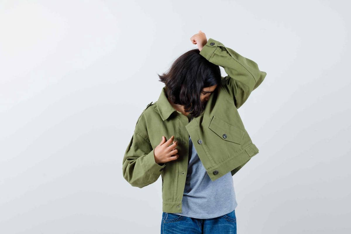 5 Kesalahan yang Bikin Bau Badan Betah Menempel Seharian