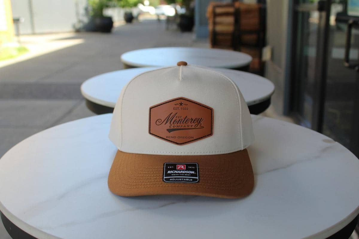 ilustrasi topi trucker