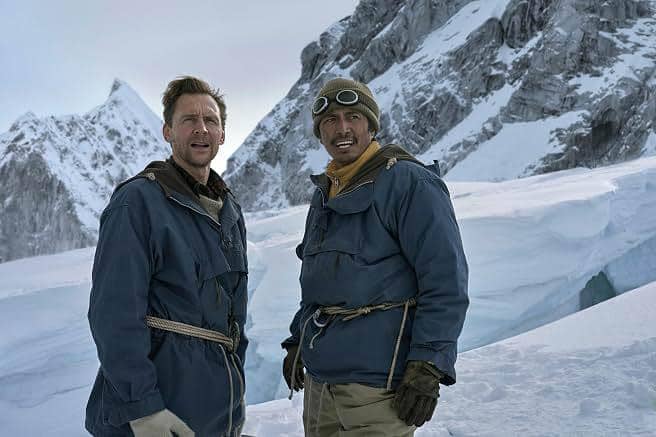 4 Film Biografi Ini Dibintangi Tom Hiddleston, Terbaru Tenzing!