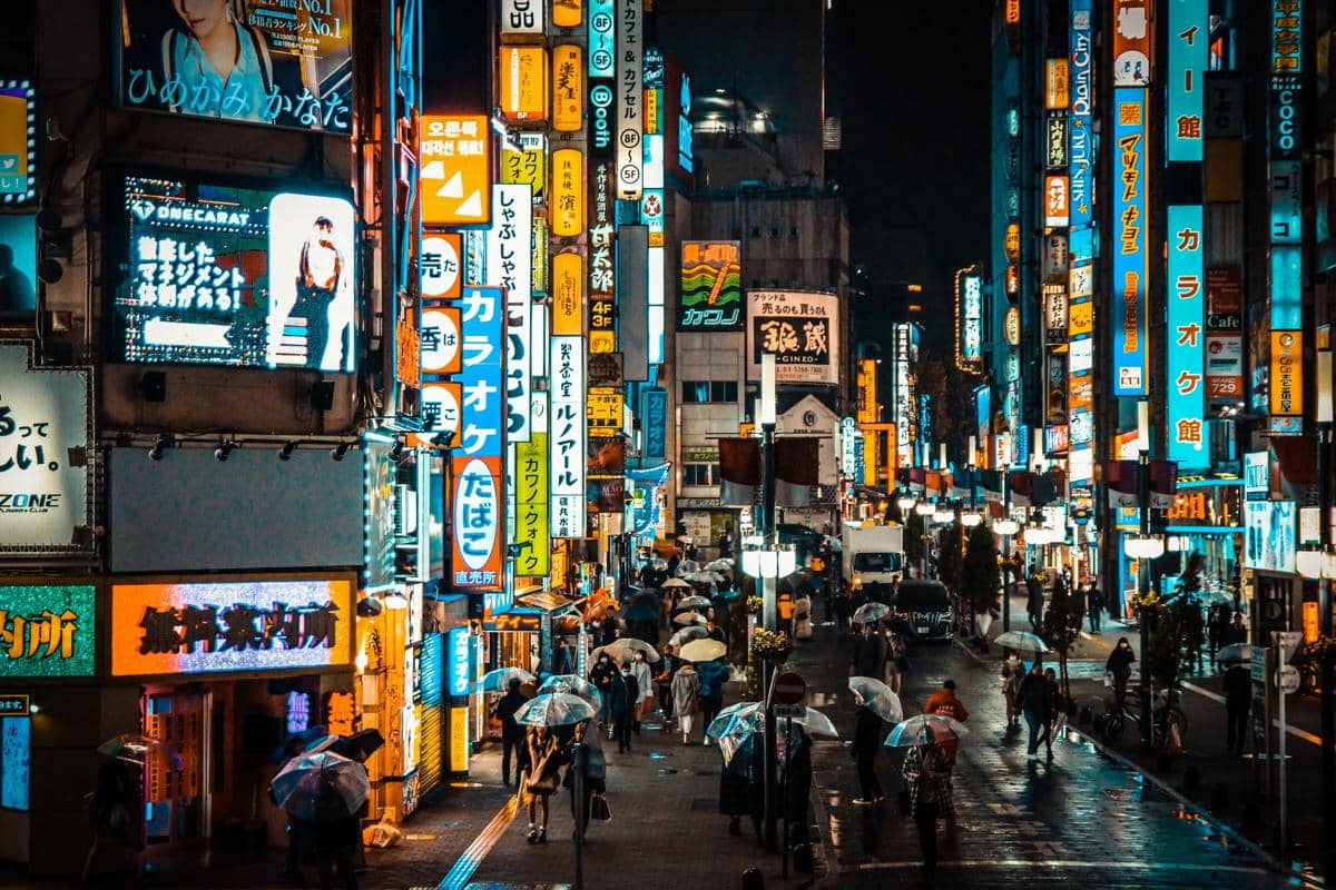 Tokyo Berencana Larang Penyewaan Penginapan Wisatawan di Distrik Shinjuku
