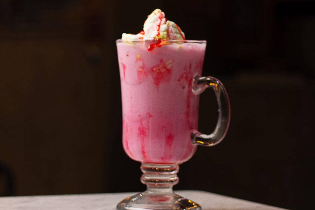Resep Nom Yen, Es Susu Pink Khas Thailand yang Super Segar