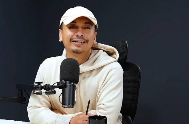 Basic Manner Raditya Dika yang Terlihat dalam Podcastnya