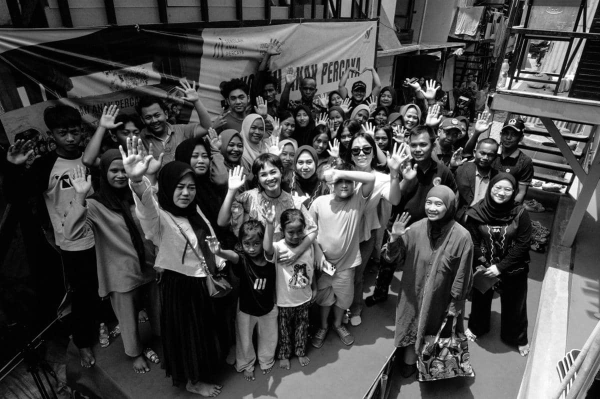 Peresmian titik ke-5 Sekolah Anak Percaya di Kampung Apung oleh Andien Aisyah Foundation