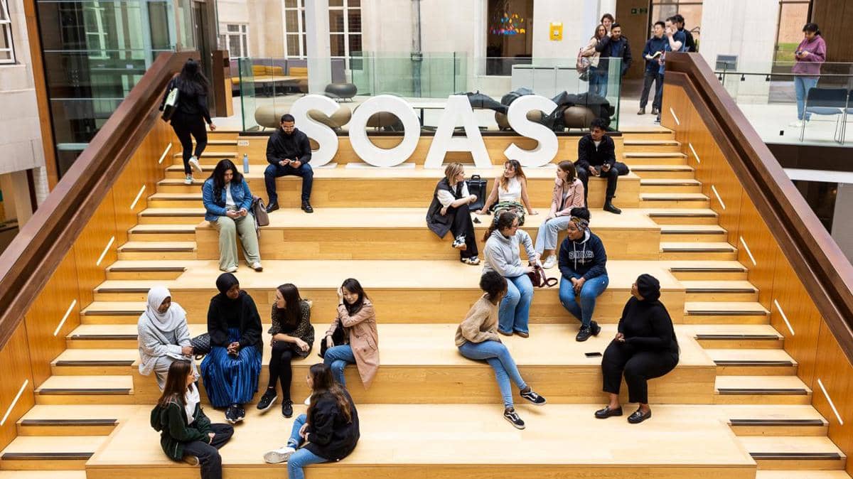 Arryman Scholarship 2027 Dibuka, Kuliah S2 dan S3 di London Gratis!