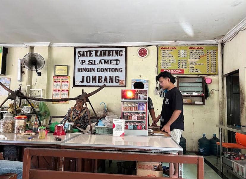 Sate Kambing Pak Slamet Ringin Contong