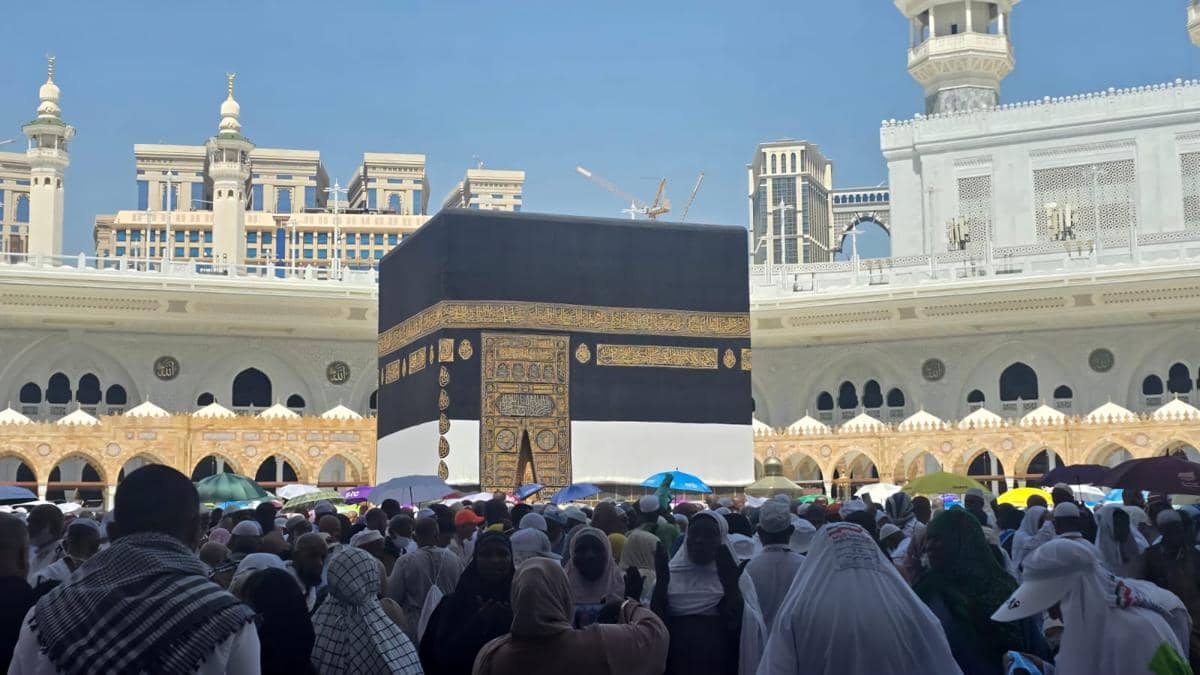 Bandara Riyadh Diserang, Kemenhaj Imbau WNI dan Jemaah Umrah Waspada