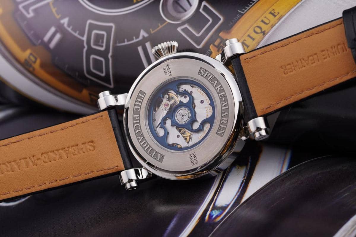 ilustrasi jam tangan Swiss
