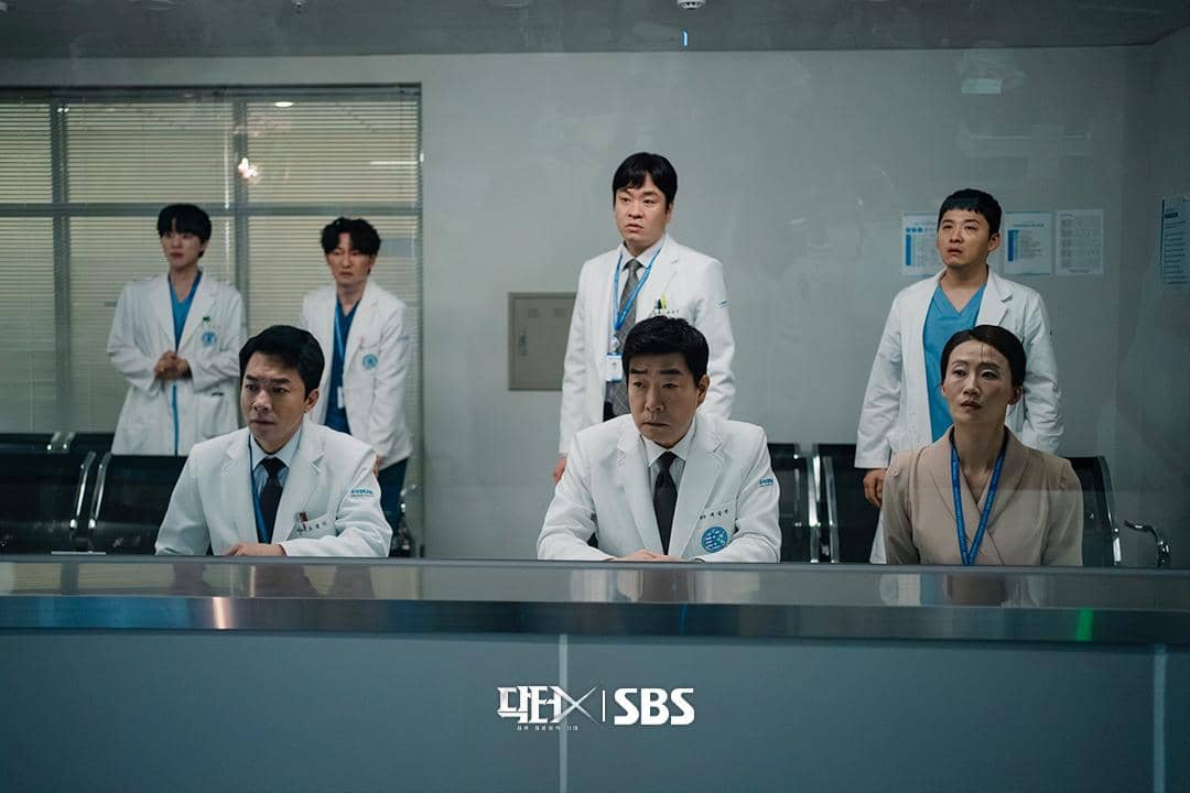 cuplikan drama Doctor X: Mafia in White