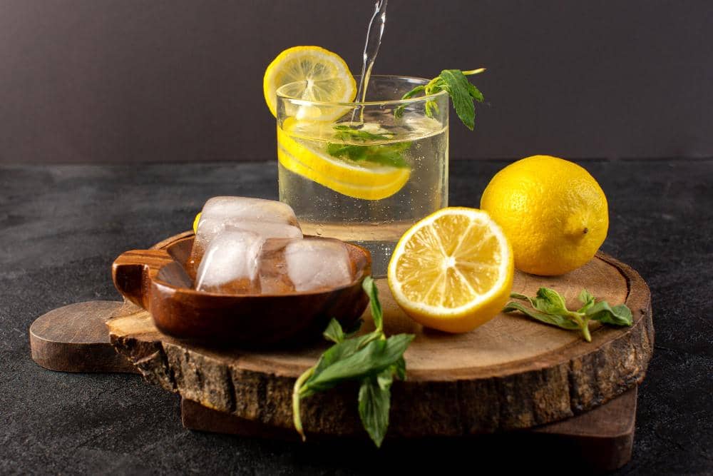 ilustrasi minuman segar air lemon