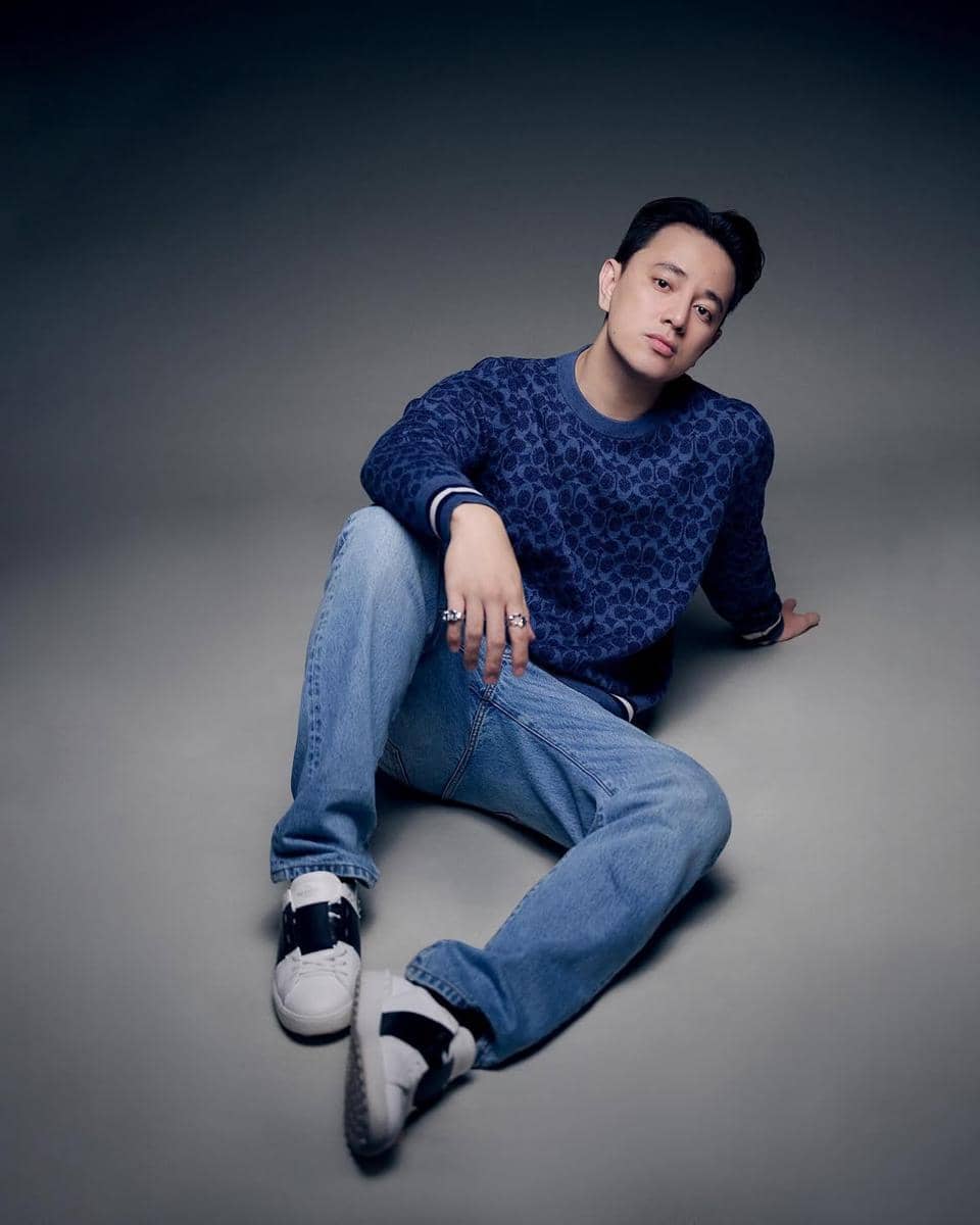 styling celana jeans ala Billy Davidson