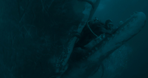 Austin Abrams sebagai Jay Gardiner dalam 20th Century Studios' "Whalefall".