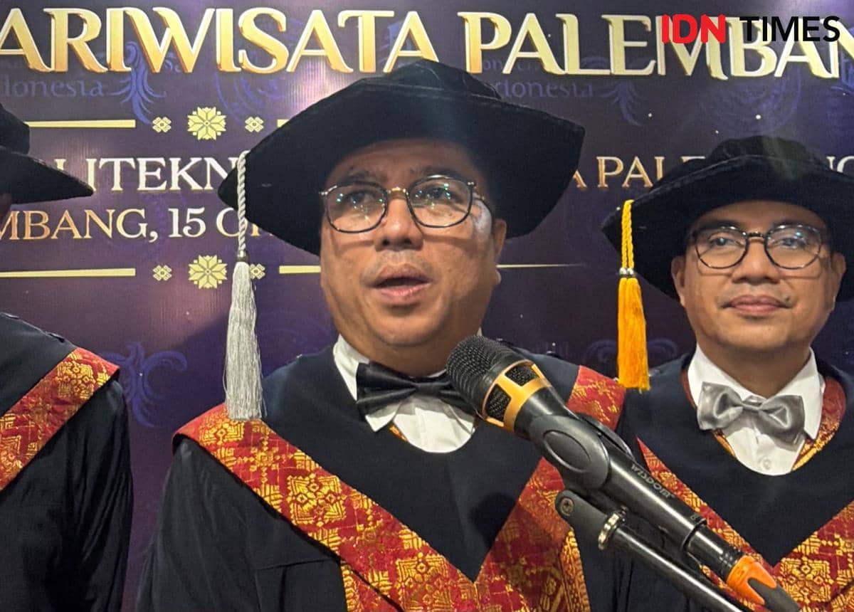 Direktur Poltekpar Palembang Iwan Riadi dalam potret dokumentasi yang digunakan dalam pemberitaan IDN Times