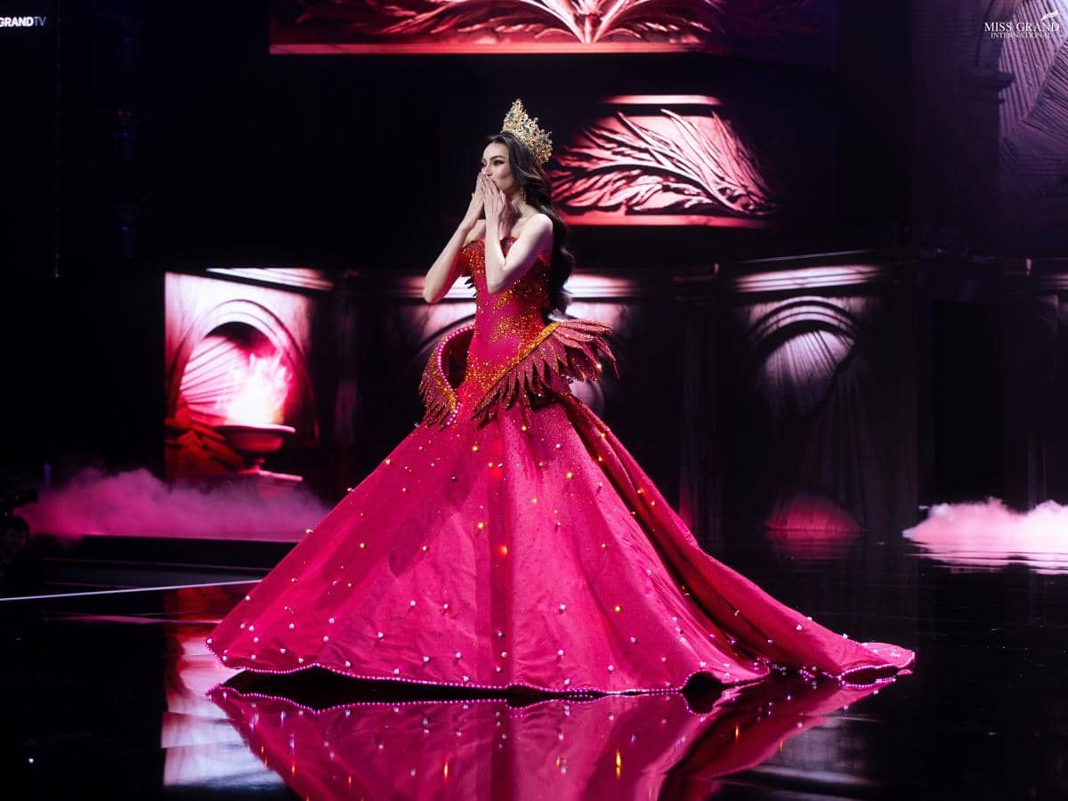 Potret Last Walk Emma Tiglao Sebagai Miss Grand International 2025