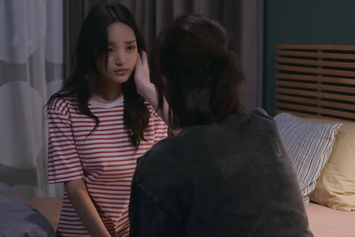Premis Cerita Drama GL Thailand Yes Maybe No, Adaptasi Novel Terkenal