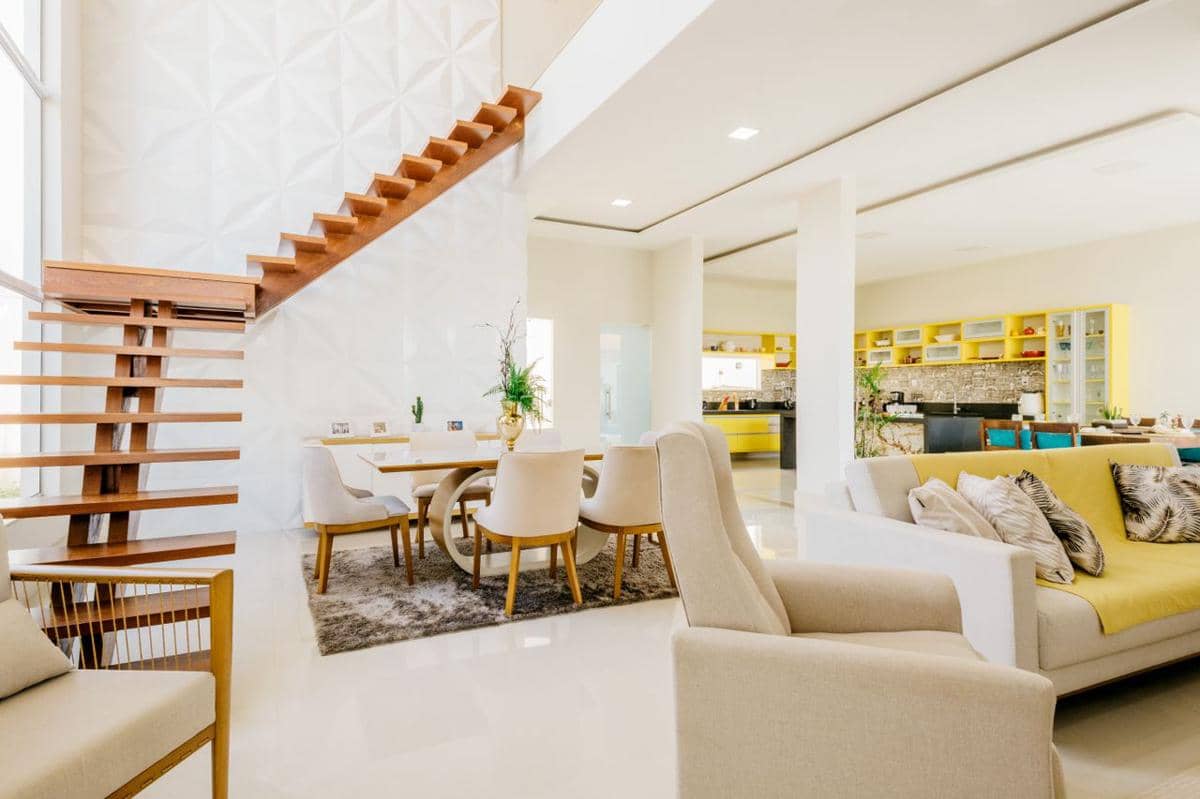 5 Keunggulan Chrome Decor, Aksen Metalik yang Bikin Rumah Futuristik