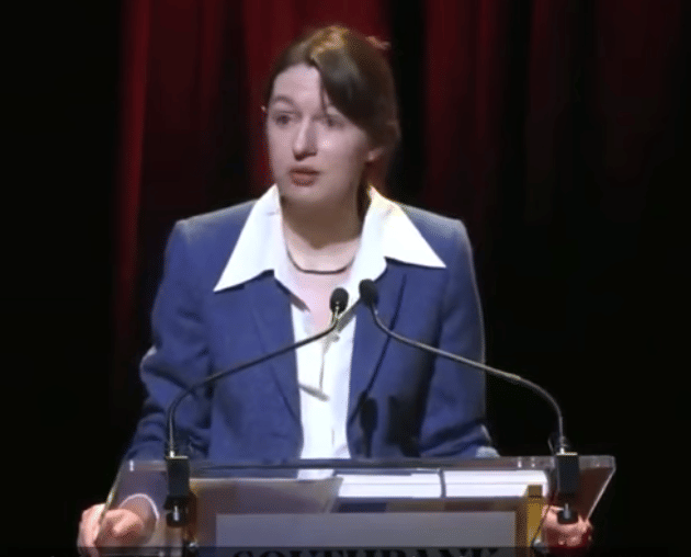 Sally Rooney Setop Jual Buku di Inggris karena Dukung Palestine Action