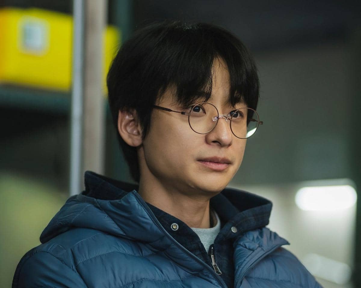 Cuplikan adegan drama Korea Between Steps dari unggahan akun Instagram ena_drama, menampilkan momen dalam serial.