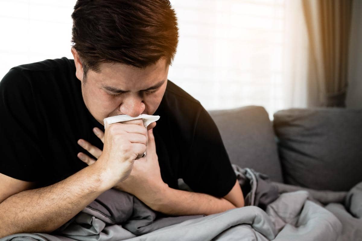 7 Penyebab Dahak Berwarna Cokelat, dari Polusi sampai Infeksi Virus
