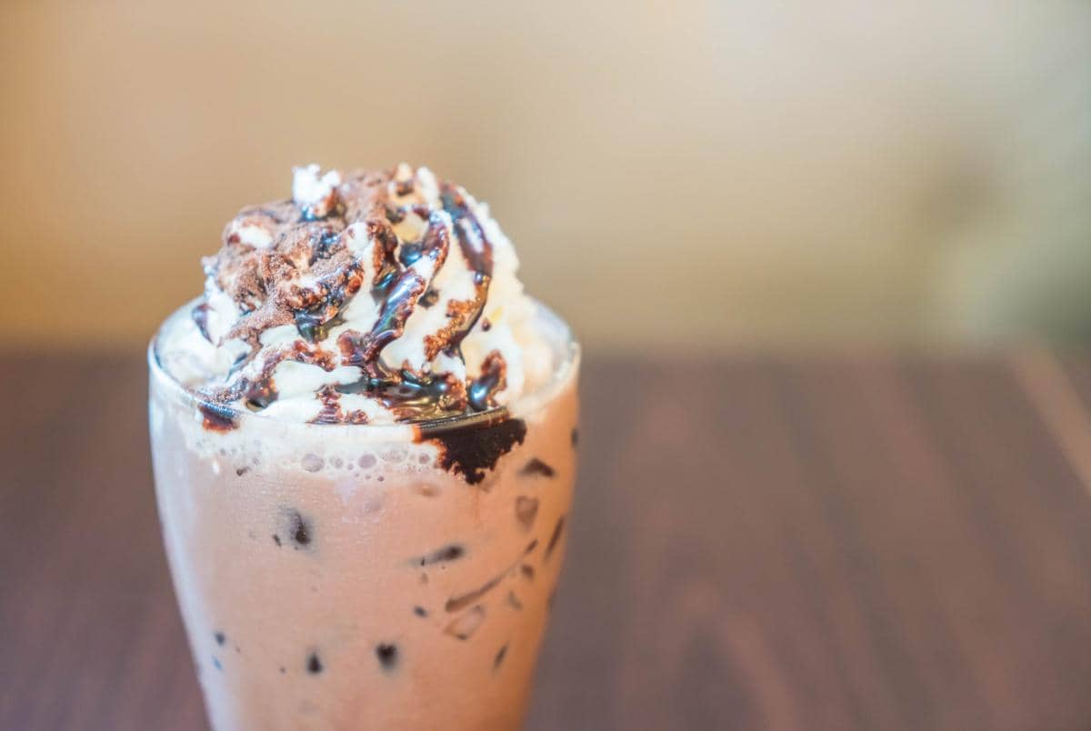 Resep Es Milo Dinosaur yang Nyokelat dan Creamy Abis!