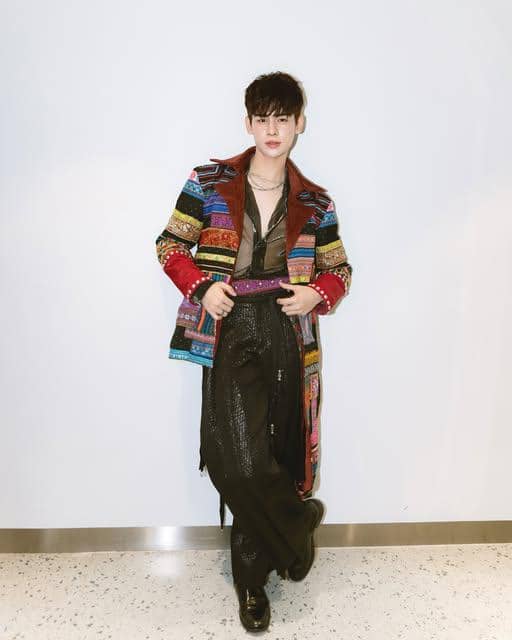 Outfit ala Poom Nuttapart