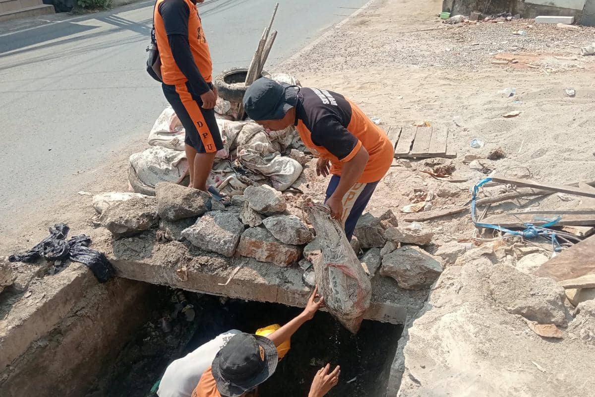 Jelang Musim Hujan, PU Makassar Benahi Drainase di Daerah Rawan Banjir