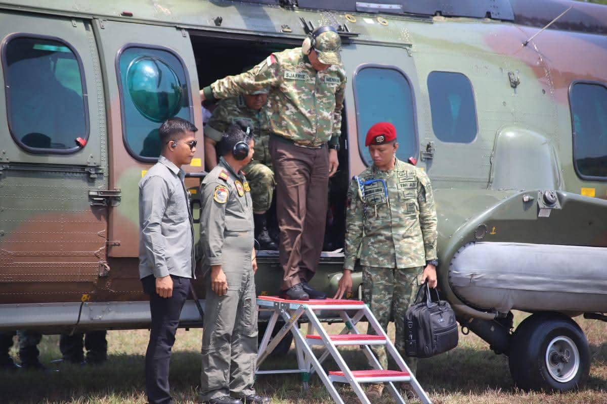 Menhan Sjafrie Tiba-tiba Datangi Dua Yonif TP di Sumba NTT, Ada Apa?
