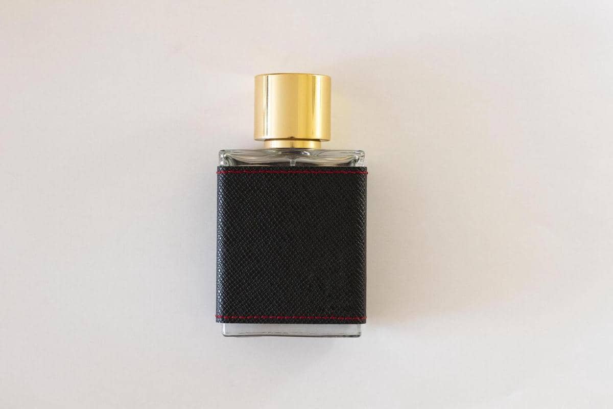 5 Rekomendasi Parfum Lokal Aroma Tobacco yang Beri Kesan Karismatik