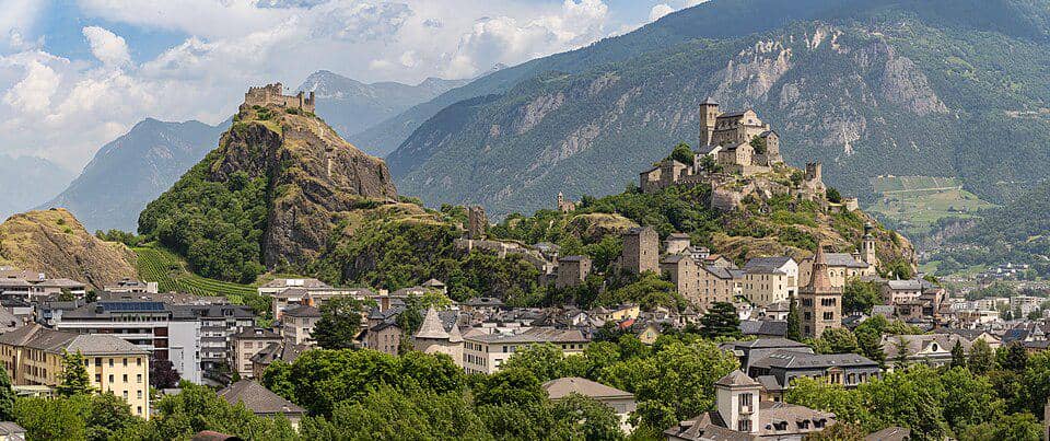 5 Fakta Menarik Sion, Kota Swiss dengan Dua Bukit Bersejarah