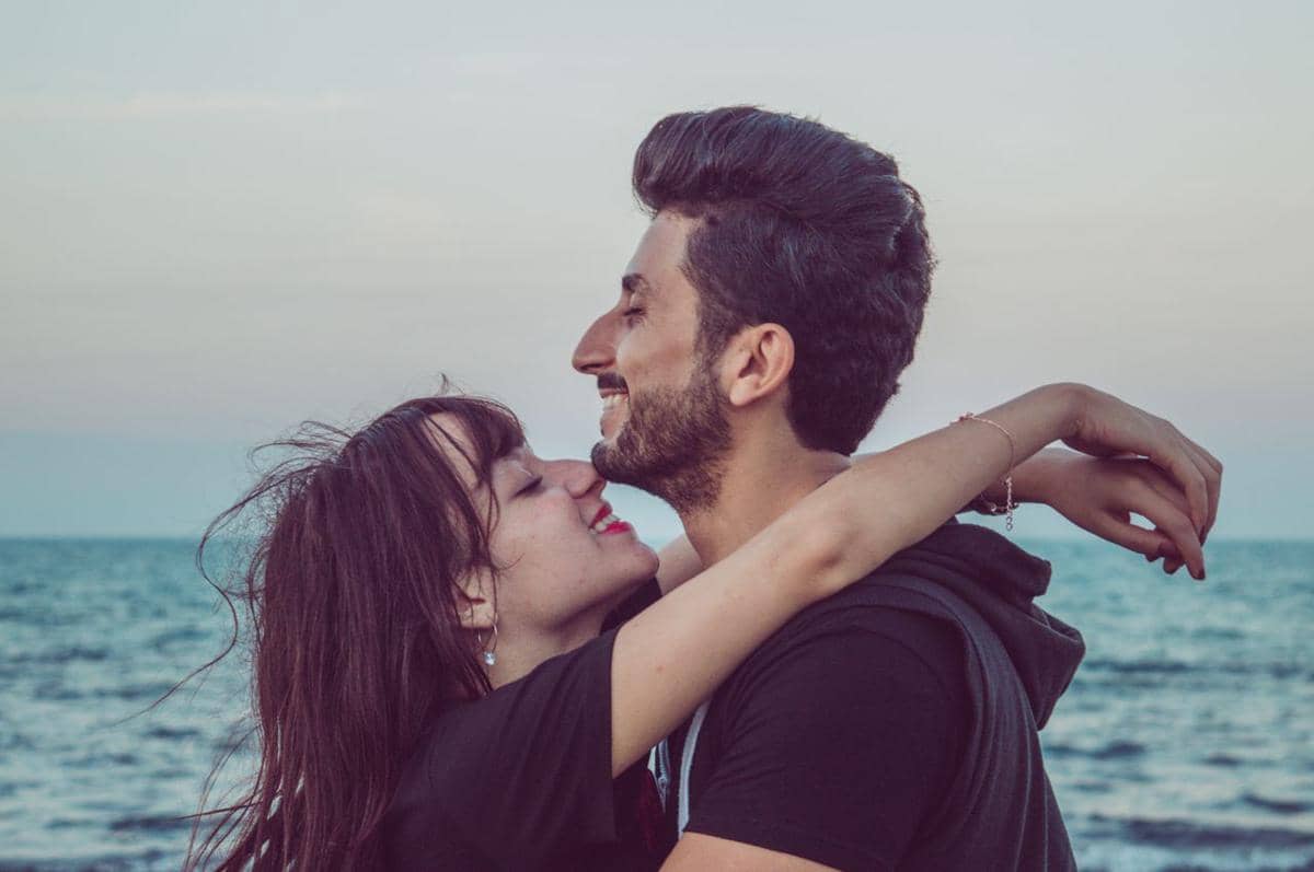 [QUIZ] Inisial Nama Ini Bukan Hanya Jadi Sahabat Sejati, tetapi Cinta Sejatimu!