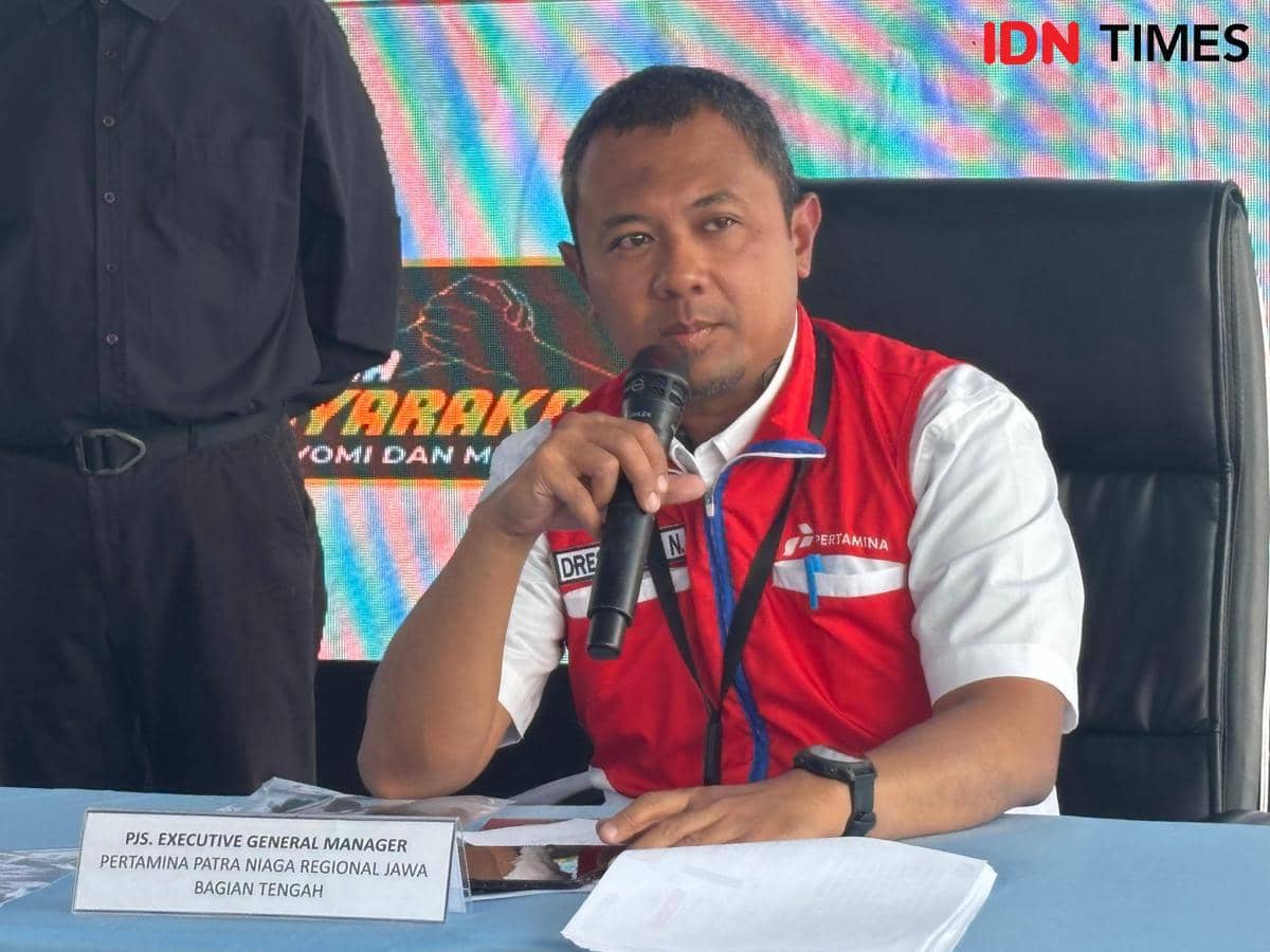 Pjs Executive General Manager Pertamina Patra Niaga Jawa Bagian Tengah, Drestanto Nandiwardhana memberikan keterangan saat gelar perkara kas