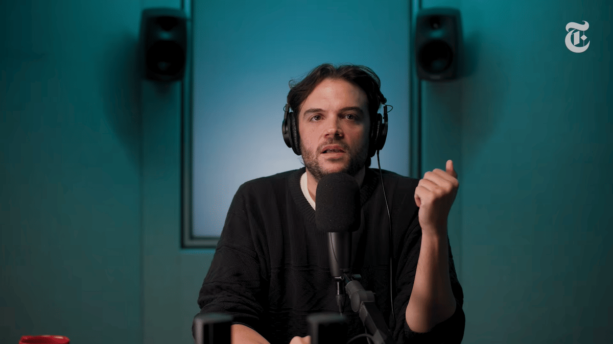 host podcast Hard Fork