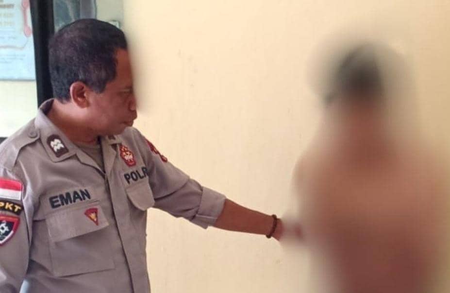 Pemuda di Kupang Aniaya Saudara dan Ayah Kandung saat Mabuk