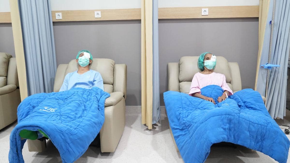 JEC Eye Hospitals and Clinics menggelar operasi katarak tanpa biaya bagi masyarakat di Sulawesi Selatan dan Sulawesi Tenggara. (Dok. Istime