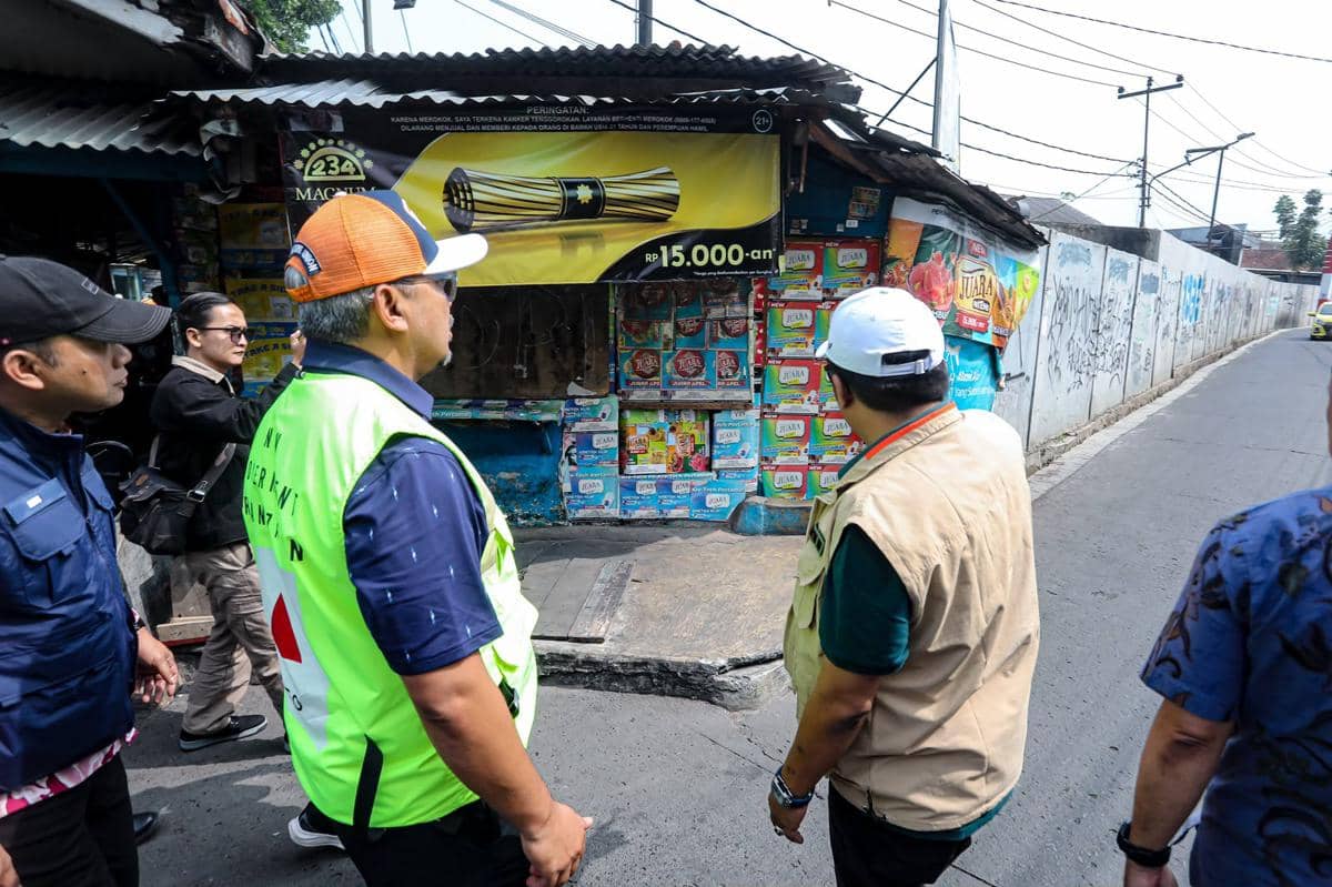 Farhan Cek 3 Titik Rawan Banjir di Cibiru, Drainase Jadi Masalah Utama