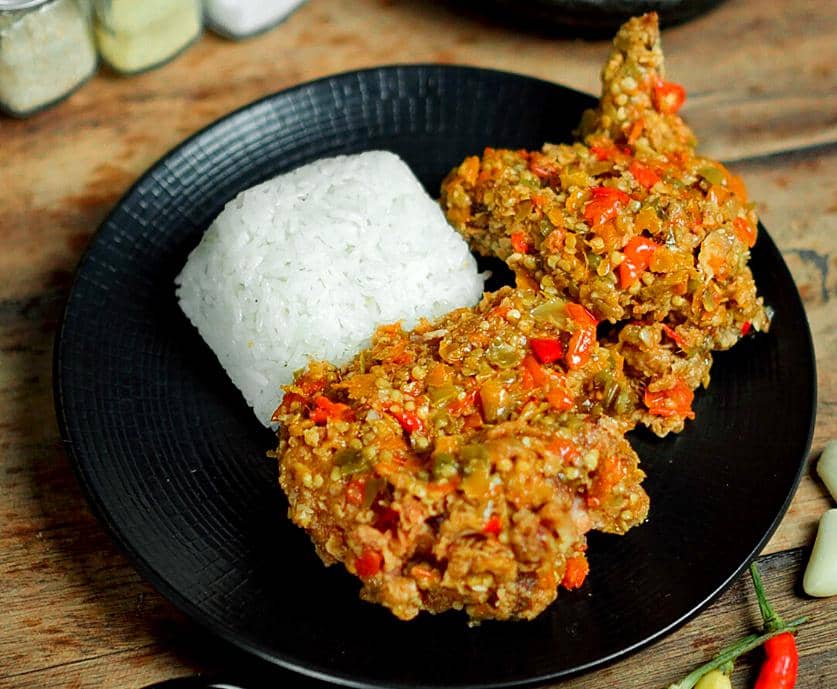 ilustrasi sambal ayam geprek