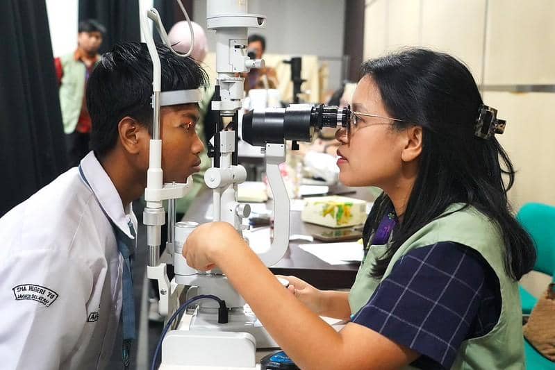 Kemenkes Targetkan Cek Kesehatan Mata 60 Ribu Siswa dan Pekerja