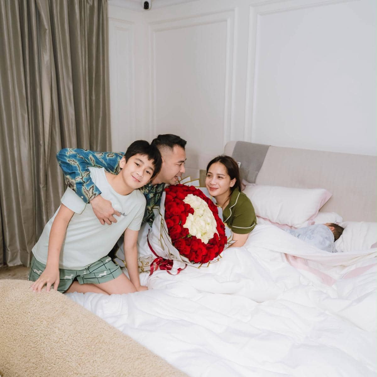 Raffi Ahmad dan Nagita Rayakan Anniversary ke-12 (instagram.com/raffinagita1717)