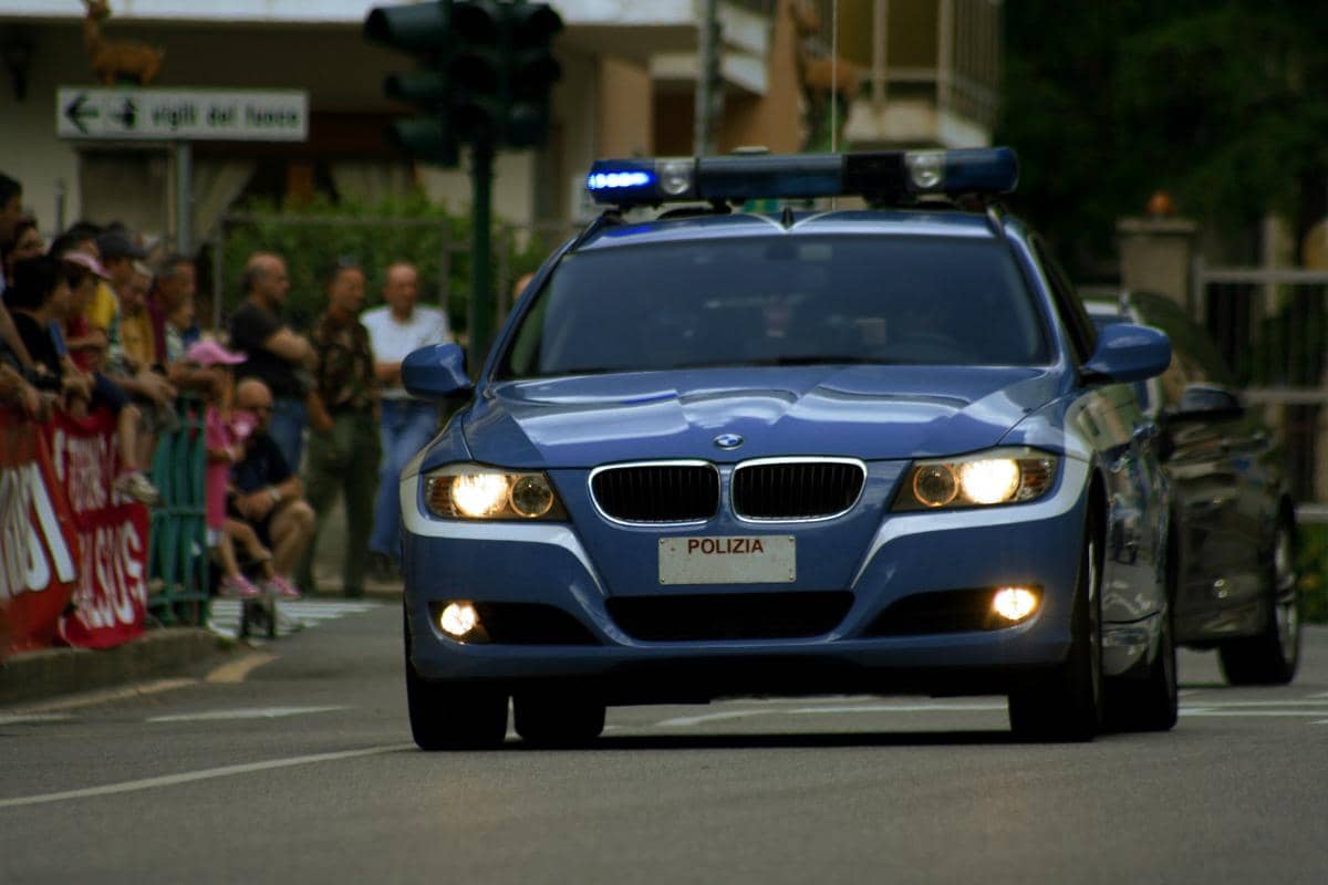 Mobil Polisi Italia.