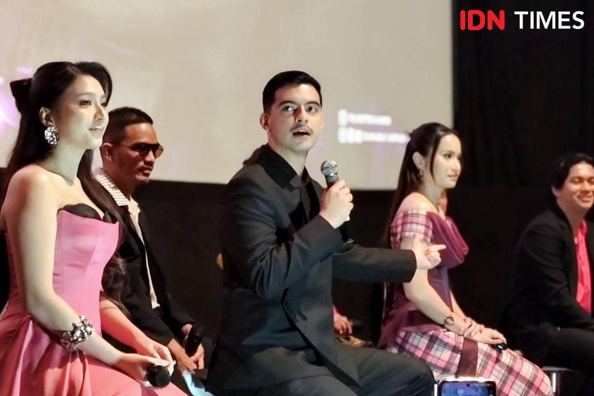 Ciccio sulit menahan tawa saat beradu akting dengan Ajil Ditto.jpg