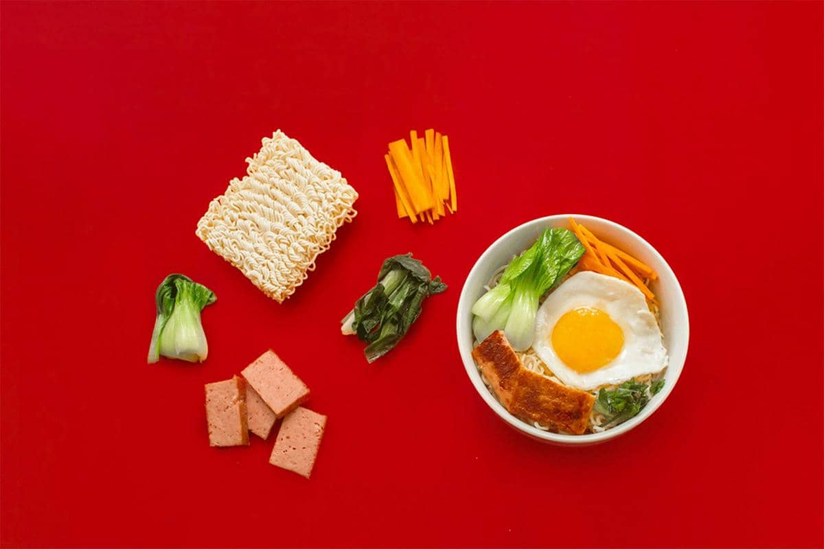 ilustrasi bahan creamy rose ramen