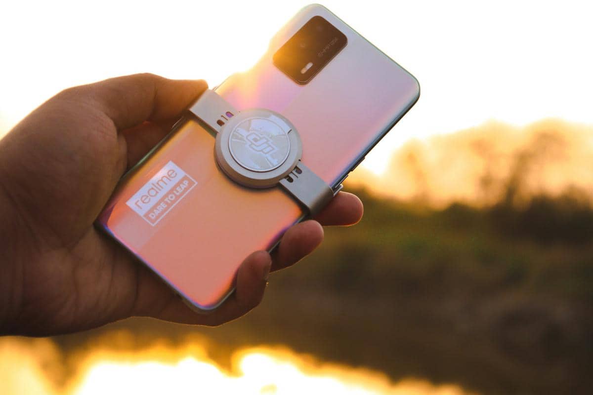 ilustrasi HP realme