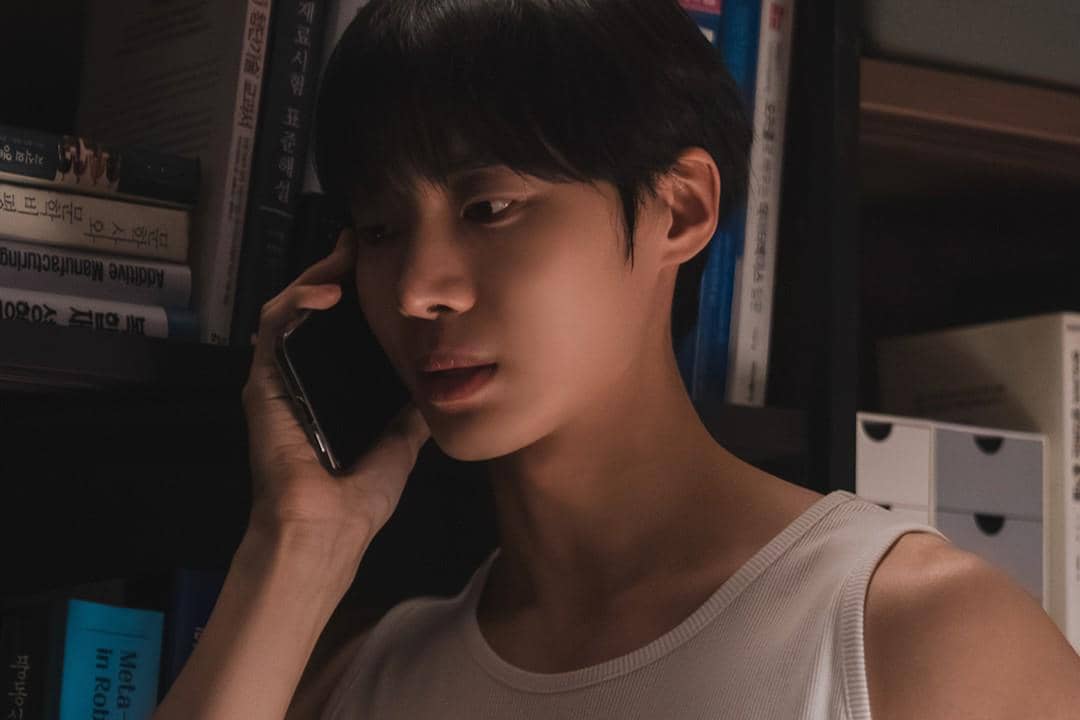 still cuts drama Between Steps
