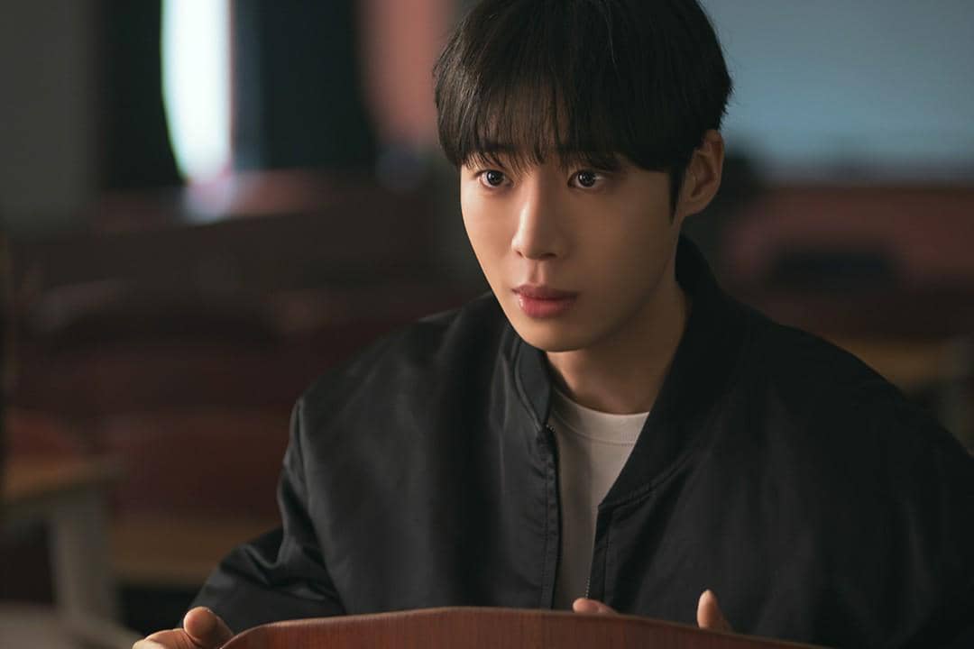 still cuts drama Between Steps