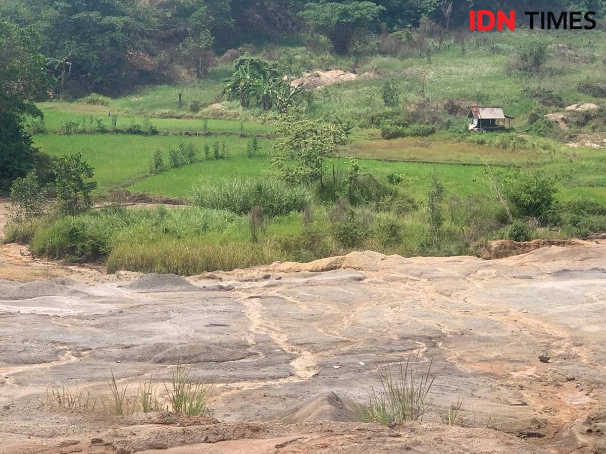 Salah satu titik eksplorasi tambang di Kecamatan Curugbitung, Kabupaten Lebak (IDN Times/Muhamad Iqbal)