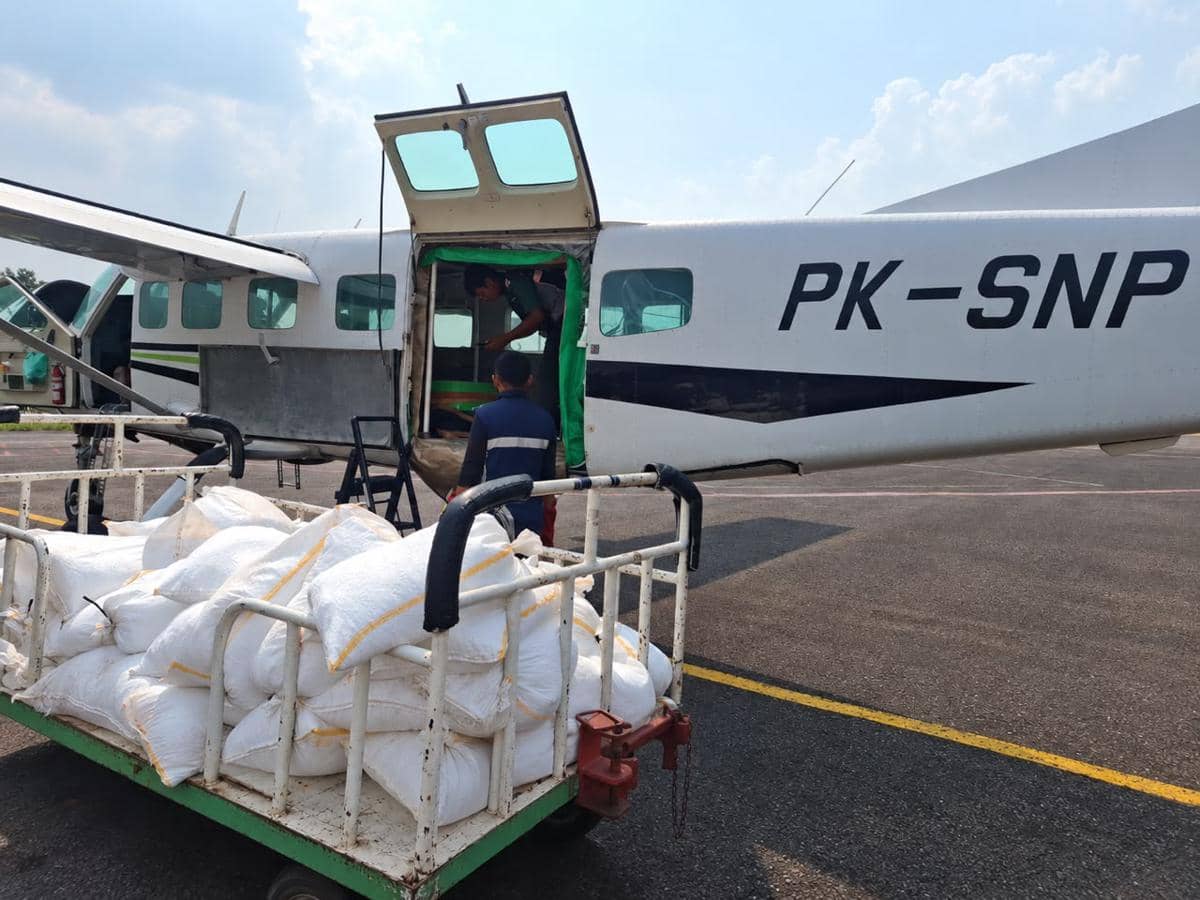 BNPB Semai 2,4 Ton Dry Ice, Jarak Pandang Bandara Palembang Naik