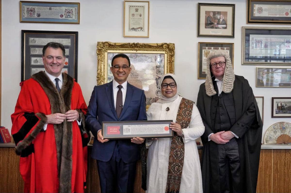 Anies Terima Penghargaan Sipil London, Ingin Perluas Kerja Sama Kota