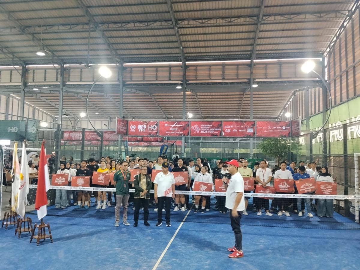 Sejumlah peserta bertanding dalam Kejurnas Padel 2026 di Jakarta yang digelar untuk mencari bibit atlet baru.