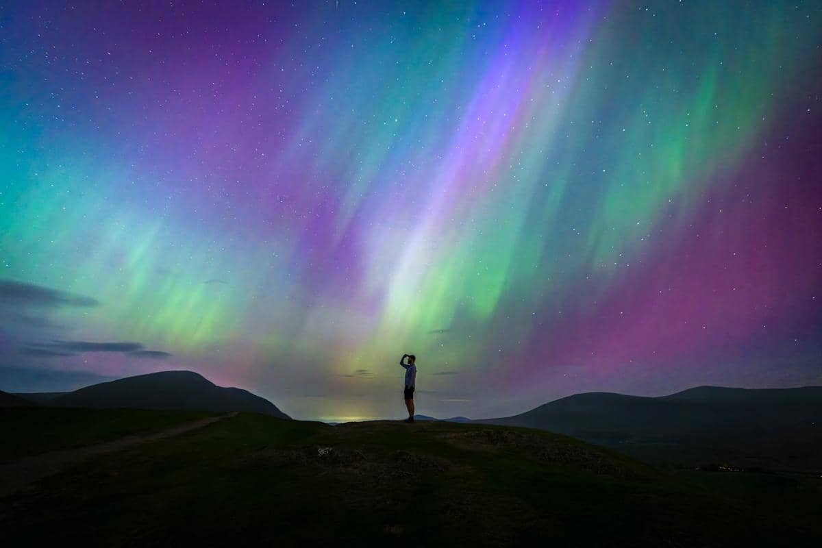 ilustrasi aurora (unsplash.com/Jonny Gios)